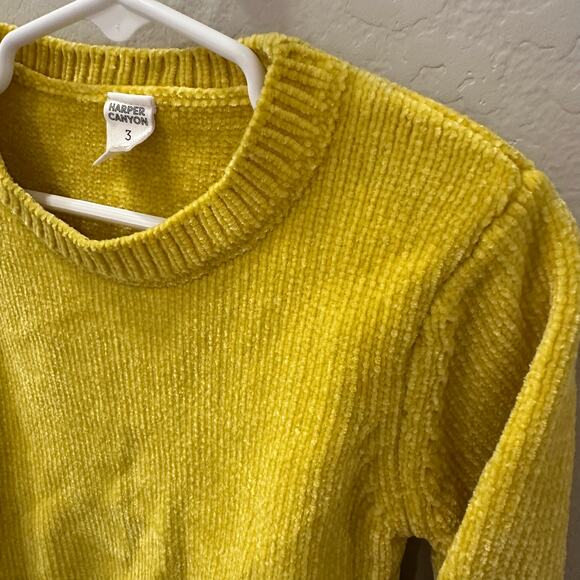 Harper Canyon Yellow Sweater - Picture 2 of 6